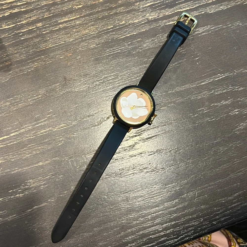 Kate Spade black watch♠️ - Picture 2 of 3